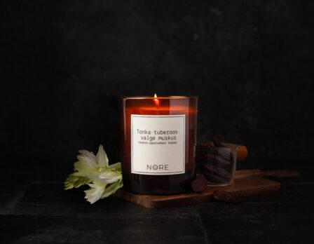 Tonka-tuberoos-valge muskus küünal (220 g)