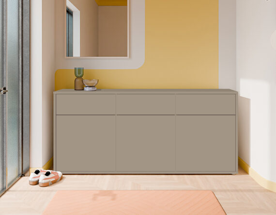 Alice Springs kummut taupe 184 cm interjöör