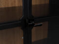 Ashley Chadworth vitriinkapp detailvaade 1